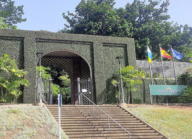 Entrada del Jardín de Aclimatación de la Orotava.