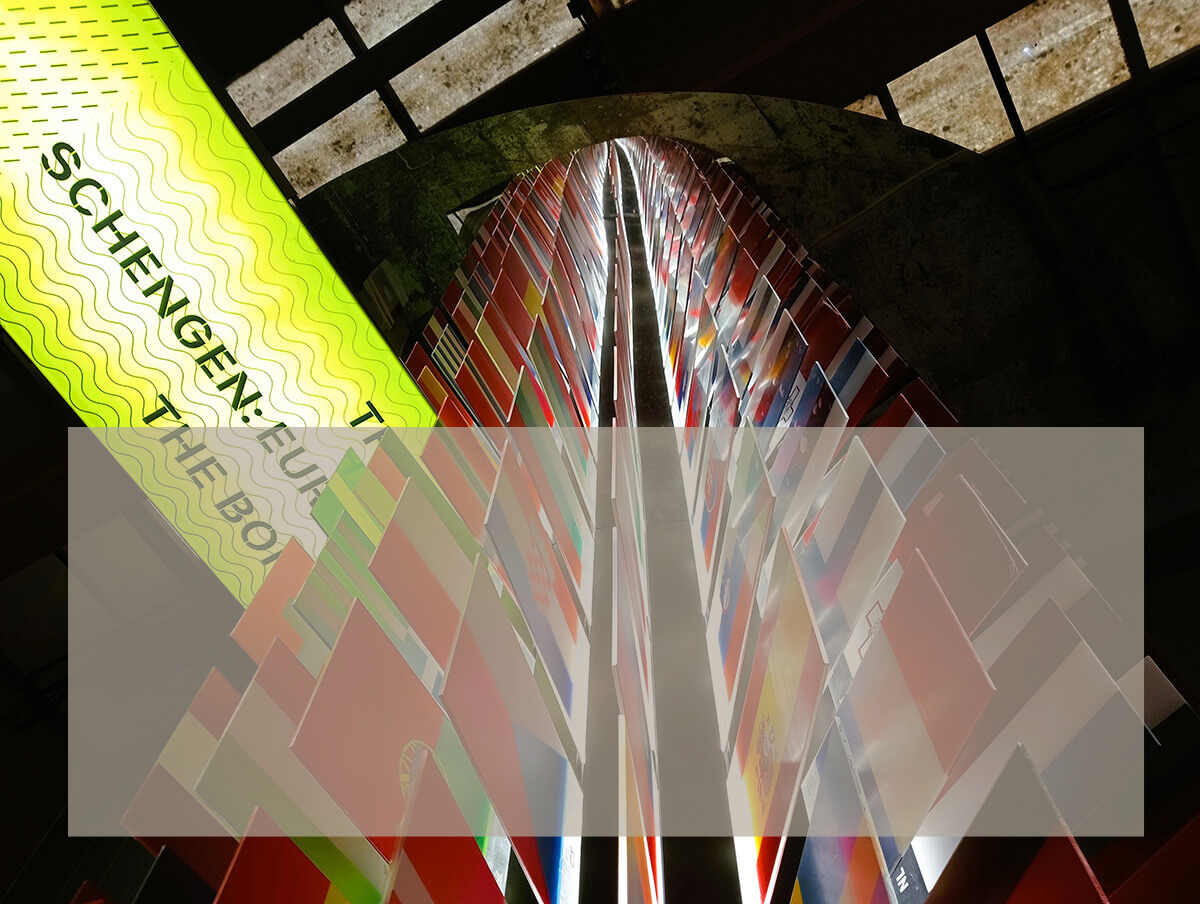 Museo de Schengen, banderas de la unión europea.