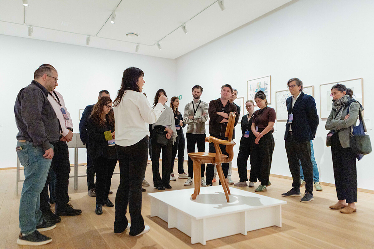 Participantes del IMCC InFocus Bilbao 2026 en visita guiada por las salas del Guggenheim Bilbao