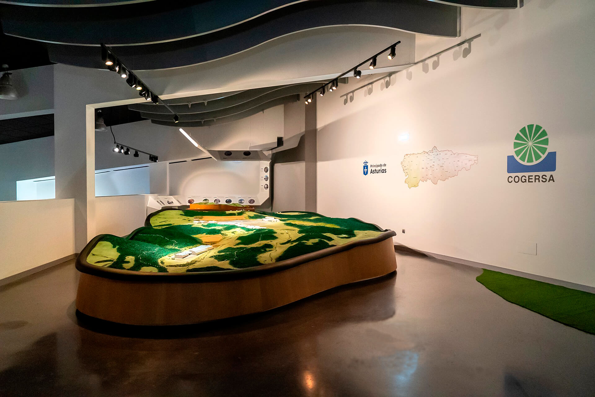 Maqueta a escala de la región de Asturias en el Centro de Interpretación de Residuos de COGERSA